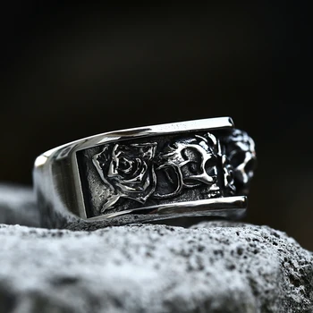 2022 prodaje dobro nakit Čelična солдатское prsten s lubanjom, izrađena u Kini