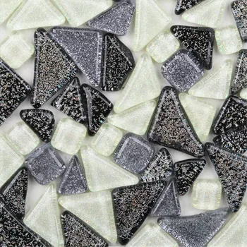 50 g/paket Sjajna Crystal Bez Kamena, Нерегулярная Mozaik DIY Kreativna Zimske Bebe Materijale Ručni Rad