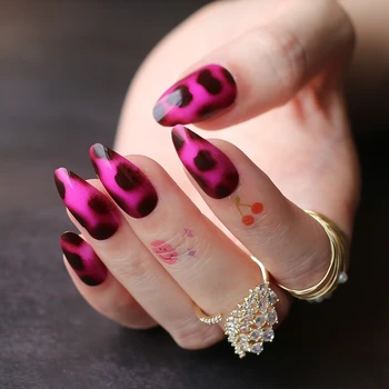 Višestruka uporaba umjetnih akril nokte Pink Leopard Bademi Nadzemni Stiletto Nokti Gepard Ružičasta i Crna Sjajna